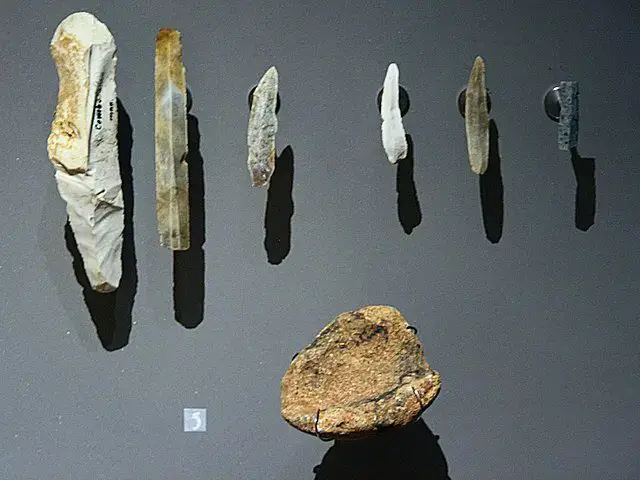 Stone Age Tools And Weapons Information