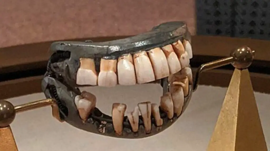 George Washington teeth