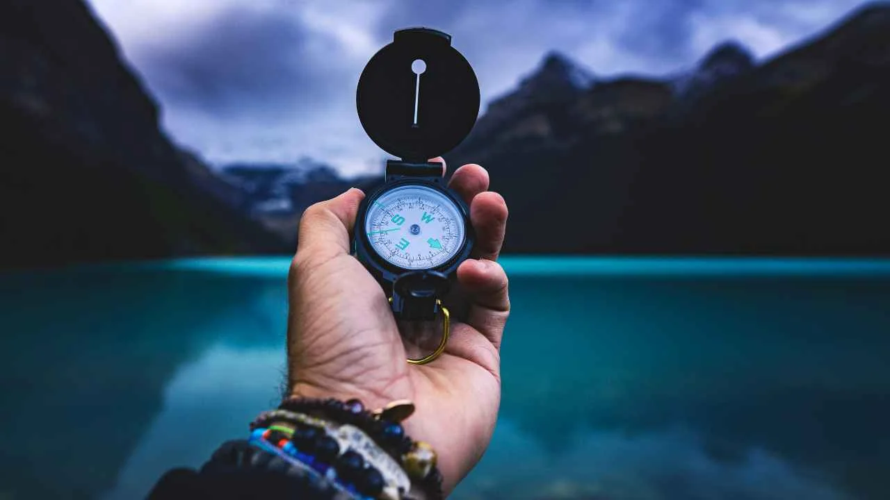 Compass Facts For Kids | Navigating History, Science, and Outdoor Adventures