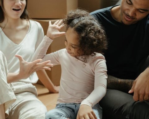 parents showing fun packing tips for kids